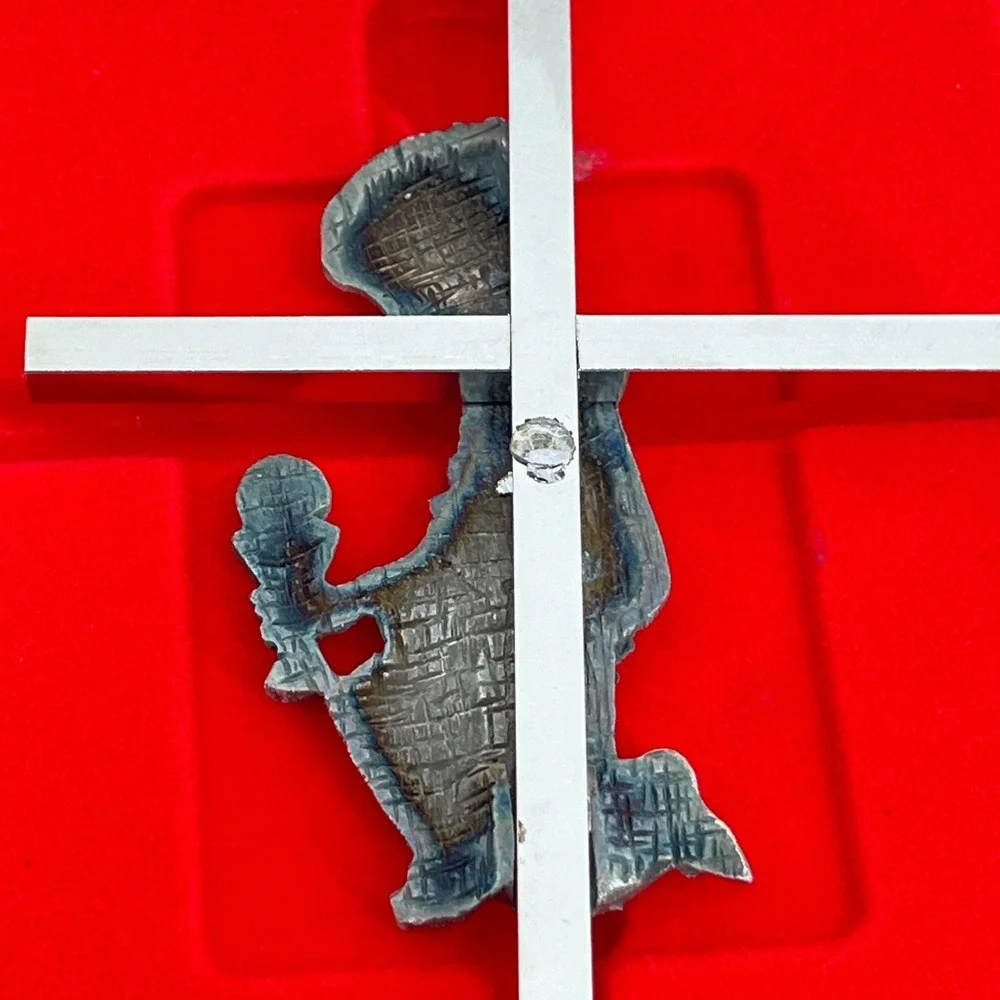 Bliss Vintage First Holy Communion Wall Cross Kneeling Boy Chalice Silver Tone - Picture 5 of 11